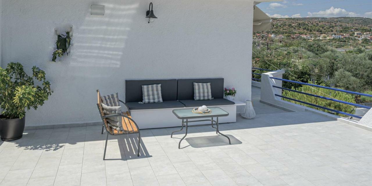 Sgs Luxury Apartments Xylokastro Eksteriør billede